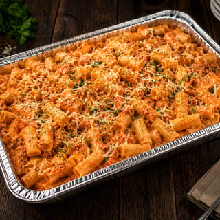 Family Size - Rigatoni Vodka (4-6 guests)