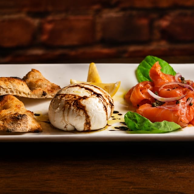 Burrata Salmon.